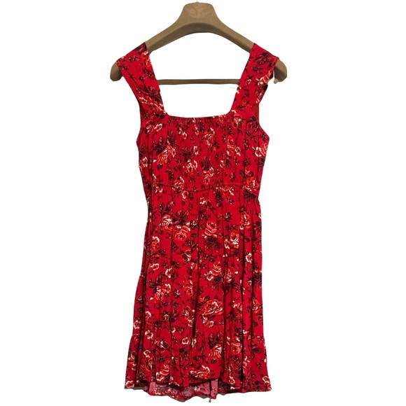 SM•NWT•BAND OF GYPSIES•ROMANTIC RED FLORAL A-LINE DRESS• - Picture 4 of 6